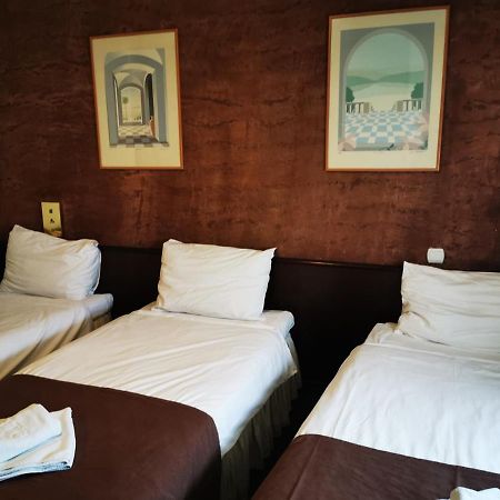 Garni Hotel Oasis Belgrád Kültér fotó