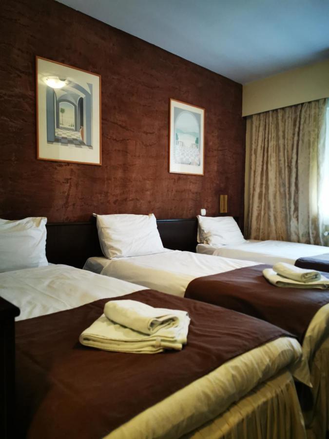 Garni Hotel Oasis Belgrád Kültér fotó